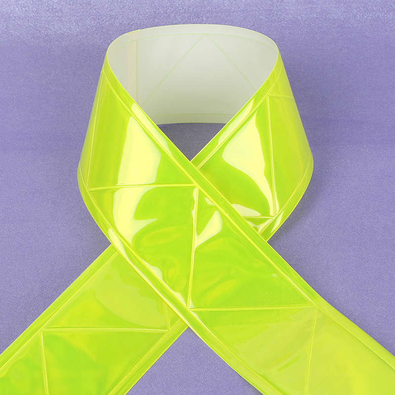 標(biāo)準(zhǔn)晶格片分條壓紋機(jī) HD-0908 標(biāo)準(zhǔn)晶格片分條壓紋機(jī) HD-0908