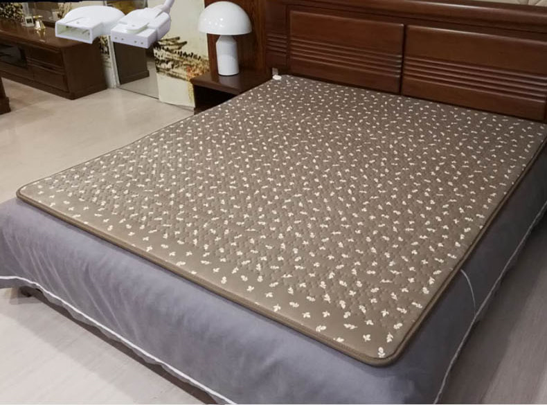 全自動(dòng)電熱毯機(jī)(一出三)-HD-1223 全自動(dòng)電熱毯機(jī)(一出三)-HD-1223