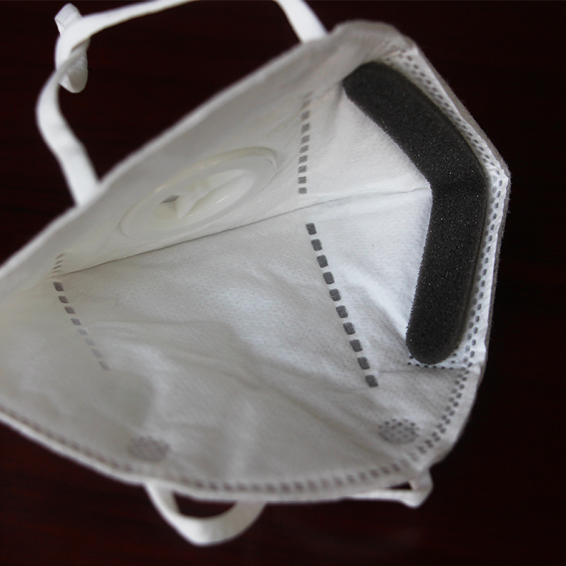 全自動折疊口罩機(海綿條+焊閥)HD-0658 全自動折疊口罩機(海綿條+焊閥)HD-0658