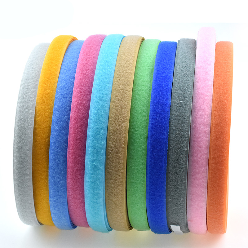 超聲波魔術(shù)貼分條機(jī)B款HD-1203 超聲波魔術(shù)貼分條機(jī)B款HD-1203