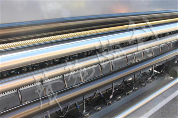 <a href='http://m.wingedpower.com.cn/xingyezixun/748.html' target='1' style='font-size:14px; font-weight:bold; color:#ff0000;'>裥棉機</a>