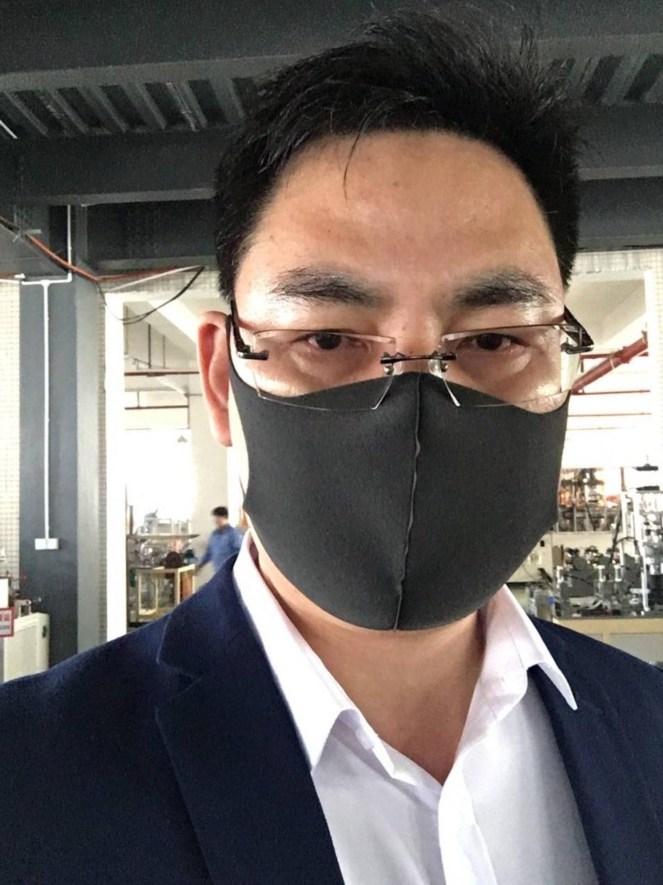 利瀚全自動口罩機(jī)